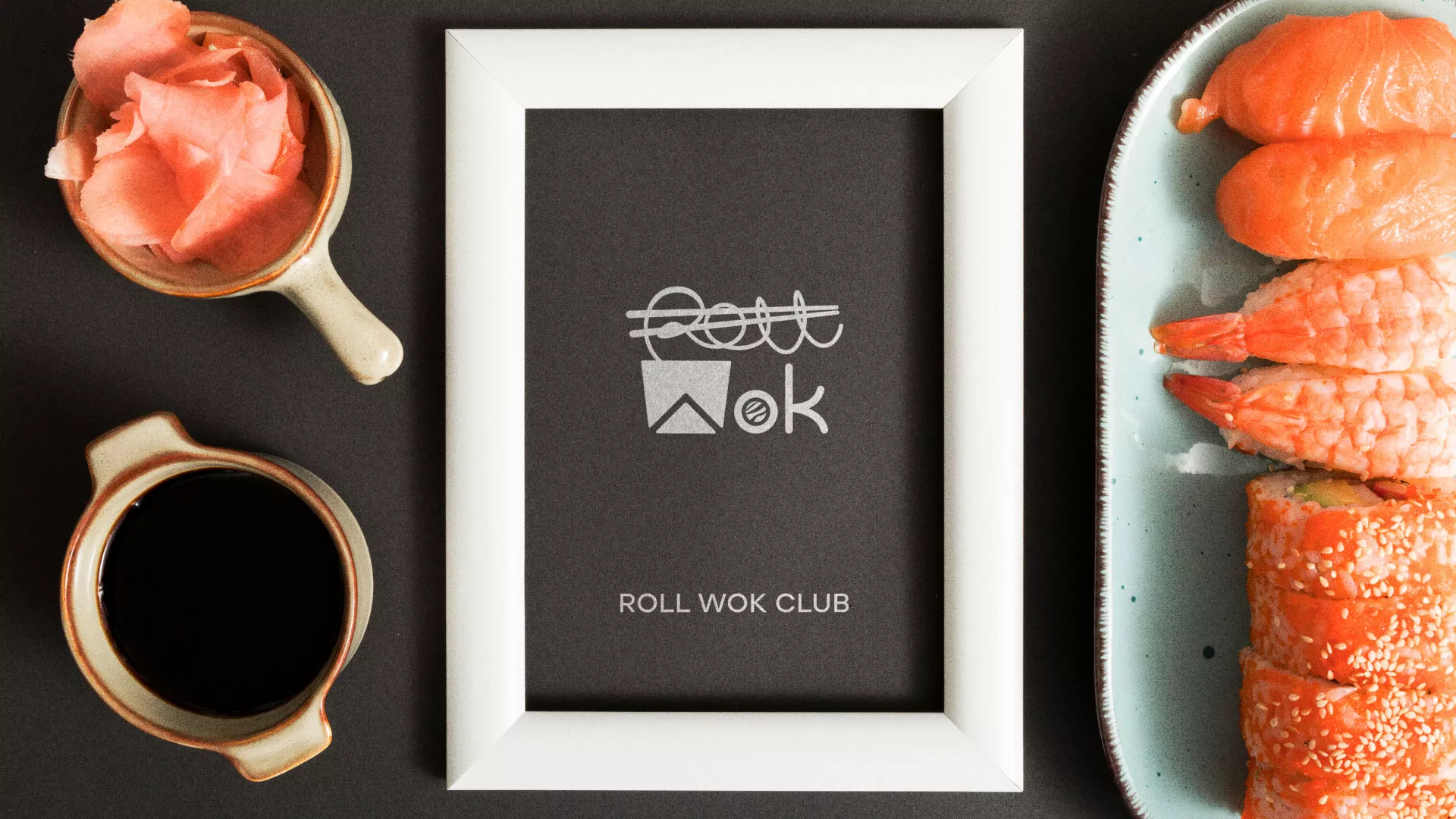 Разработка логотипа суши-бара «Roll Wok Club» в Когалыме