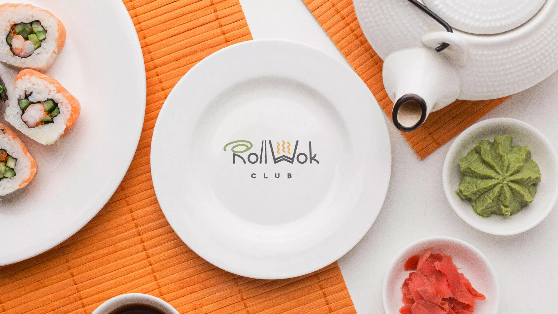 Разработка логотипа и фирменного стиля в Когалыме для суши-бара «Roll Wok Club» Разработка логотипа и фирменного стиля в Когалыме для суши-бара «Roll Wok Club»